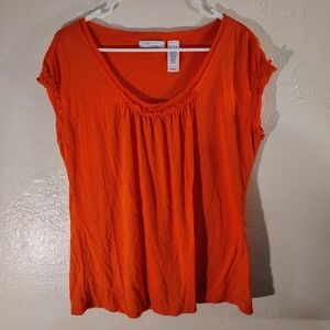 Women's light weight Orange Top v neck
